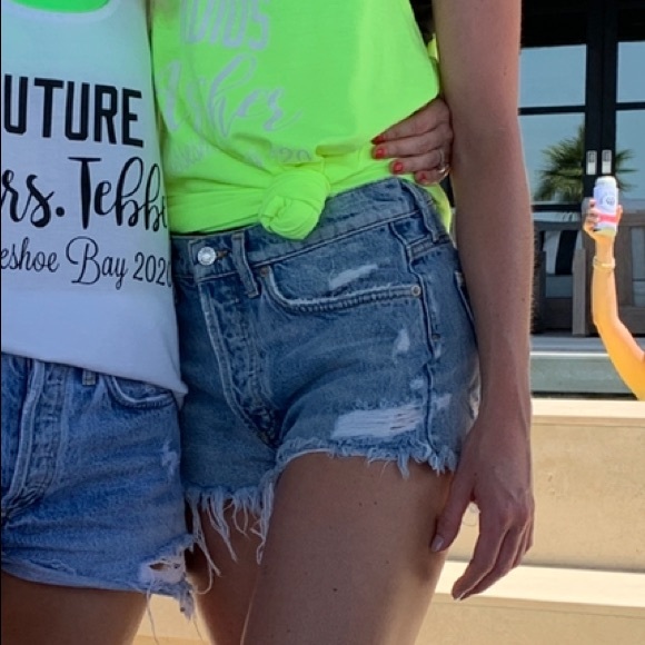 Agolde Parker Vintage Cut Off Short - Picture 3 of 7